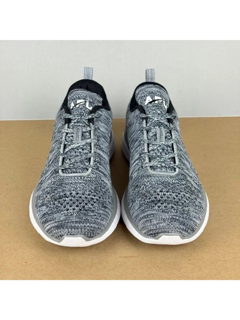 APL Techloom Pro Athletic Running Shoes Womens 10 Gray Heathered Knit Low Top